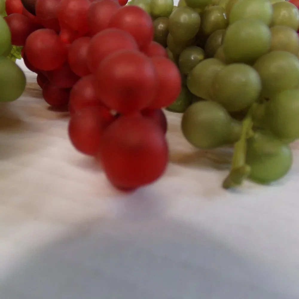 Plastic Rubber Artificial Decorative Grapes 6 Bunches Pods Faux